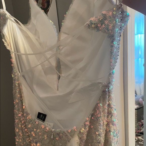 Formal Dress - Picture 9 of 11